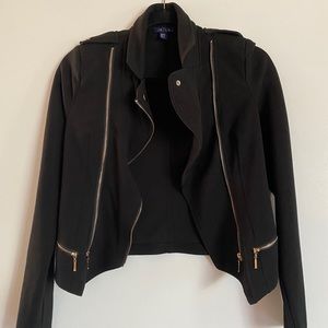UK2LA Women’s Medium Jacket